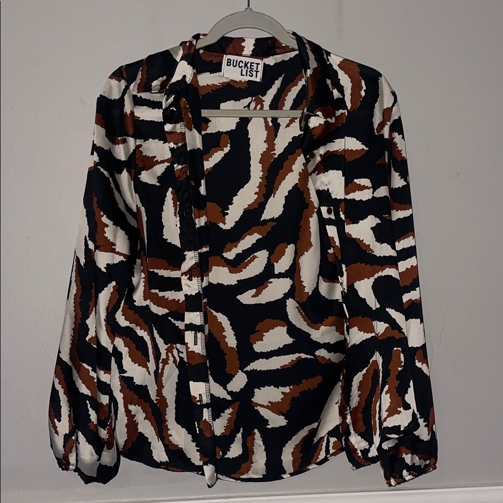Bucket List Black and Brown Patterned Blouse